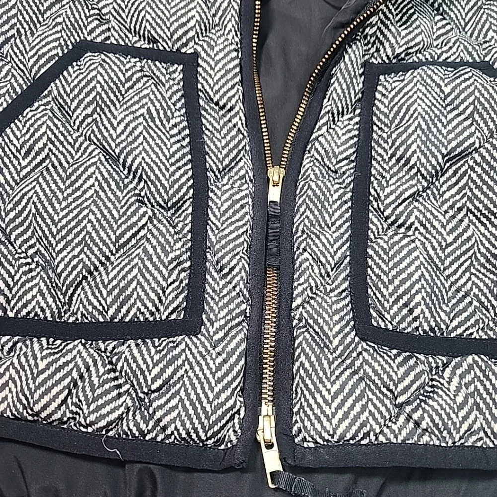 J. Crew Down Quilted Puffer Vest Womens XSmall Herringbone Black Cream - Picture 5 of 8